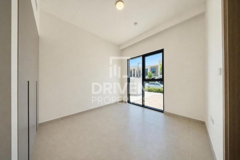 Townhouse de 4 dormitorios en Arabian Ranches 3, UAE No. 214993 8