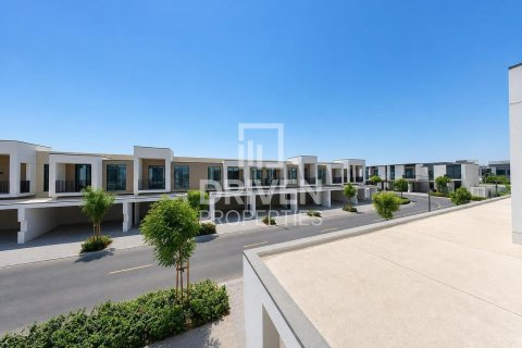 Townhouse de 4 dormitorios en Arabian Ranches 3, UAE No. 214993 27