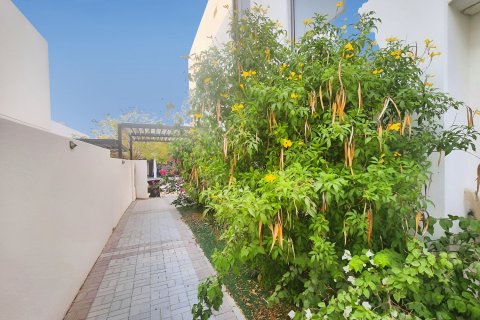 Villa de 3 dormitorios en Dubai, UAE No. 223380 9