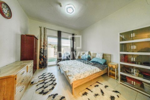 2 bedrooms Apartment in EMAAR South, UAE No. 212080 5