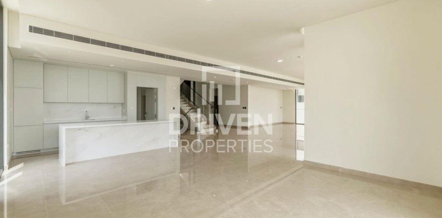 5 bedrooms Villa in Dubai Hills Estate, UAE No. 226059