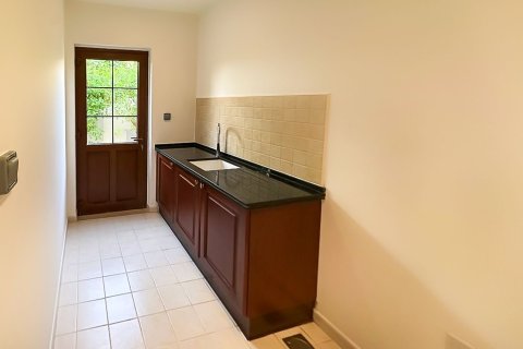 Villa de 5 dormitorios en Jumeirah Golf Estates, UAE No. 215426 9