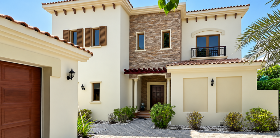 Villa de 5 dormitorios en Jumeirah Golf Estates, UAE No. 215426