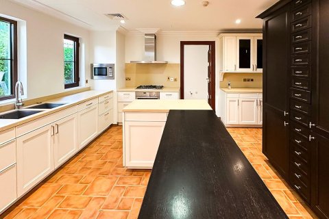 Villa de 5 dormitorios en Jumeirah Golf Estates, UAE No. 215426 8