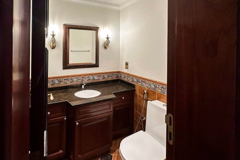 Villa de 5 dormitorios en Jumeirah Golf Estates, UAE No. 215426 11
