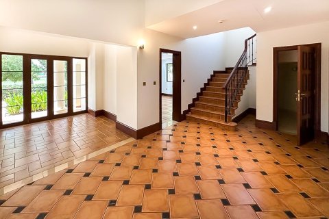 Villa de 5 dormitorios en Jumeirah Golf Estates, UAE No. 215426 10