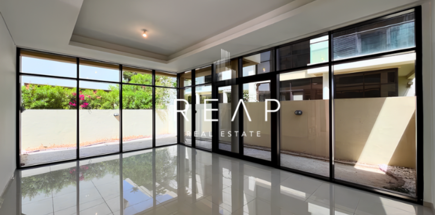 3 bedrooms Townhouse in Richmond, UAE No. 28923