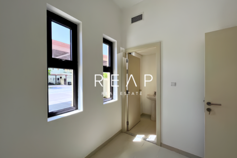 3 bedrooms Townhouse in Richmond, UAE No. 28923 14