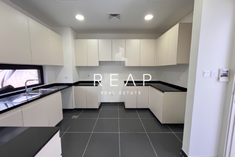 3 bedrooms Townhouse in Richmond, UAE No. 28923 5