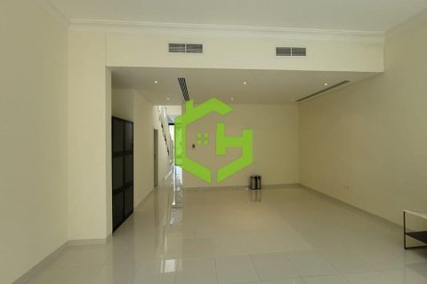 Villa de 3 dormitorios en Flora, UAE No. 35414 3