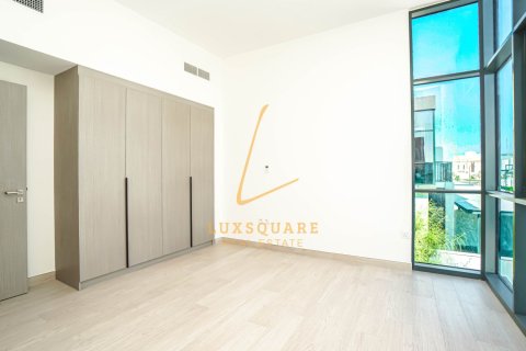 Villa de 4 dormitorios en Al Furjan, UAE No. 224341 16