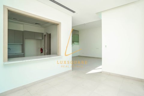 Villa de 4 dormitorios en Al Furjan, UAE No. 224341 4
