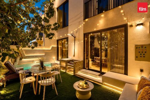 Villa de 4 dormitorios en Tilal Al Ghaf, UAE No. 167394 13