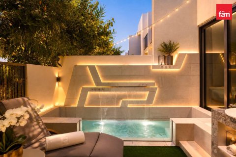 Villa de 4 dormitorios en Tilal Al Ghaf, UAE No. 167394 9