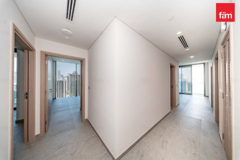 3 bedrooms Apartment in Business Bay, UAE No. 226935 13