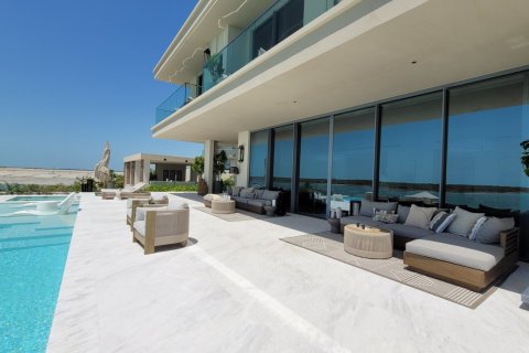 6 bedrooms Villa in Abu Dhabi, UAE No. 208093 15