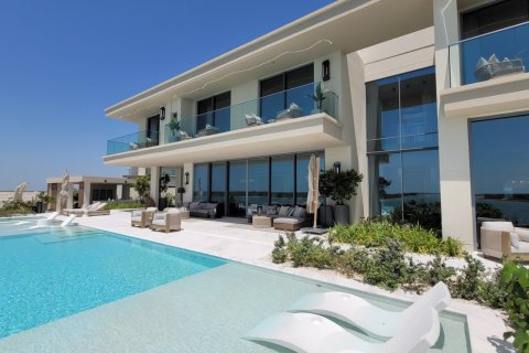 6 bedrooms Villa in Abu Dhabi, UAE No. 208093 13