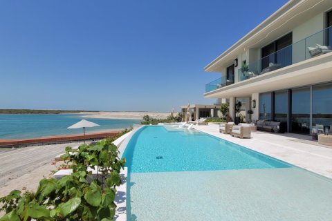 6 bedrooms Villa in Abu Dhabi, UAE No. 208093 14