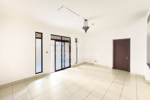1 bedroom Apartment in Old Town, UAE No. 163945 16