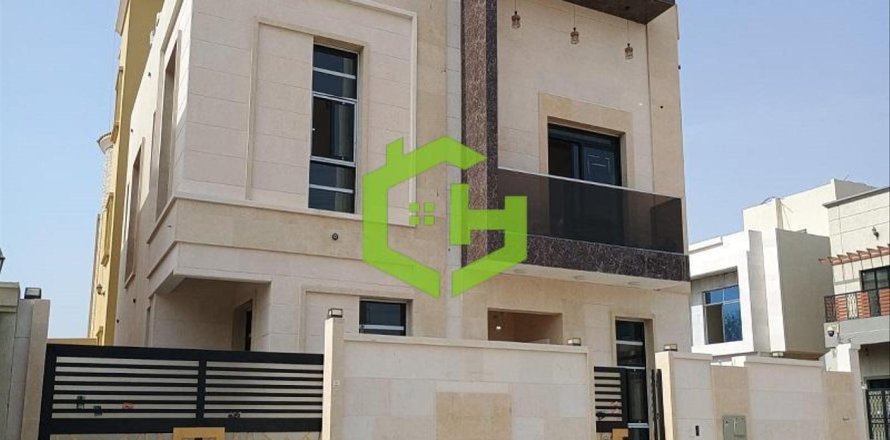 5 bedrooms Villa in Al Yasmeen, UAE No. 105133