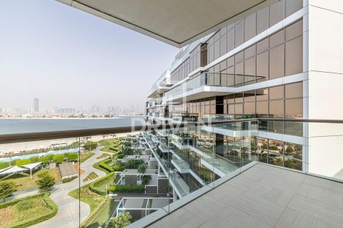 Apartment de 3 dormitorios en The Crescent, UAE No. 217618 15