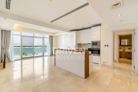 Apartment de 3 dormitorios en The Crescent, UAE No. 217618 4