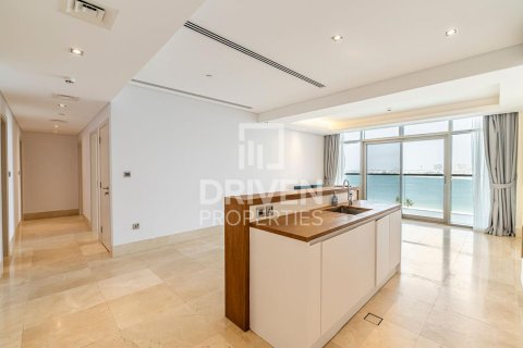 Apartment de 3 dormitorios en The Crescent, UAE No. 217618 7
