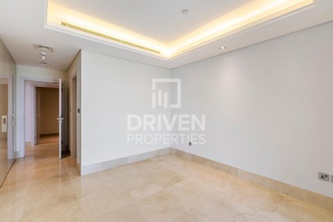 Apartment de 3 dormitorios en The Crescent, UAE No. 217618 12