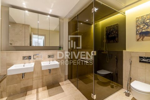 Apartment de 3 dormitorios en The Crescent, UAE No. 217618 20