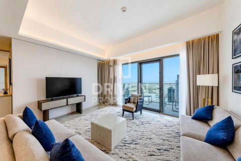 3 bedrooms Apartment in Address Harbour Point, UAE No. 212904 4