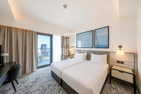 3 bedrooms Apartment in Address Harbour Point, UAE No. 212904 7