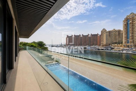 Villa de 6 dormitorios en Palm Jumeirah, UAE No. 206866 3