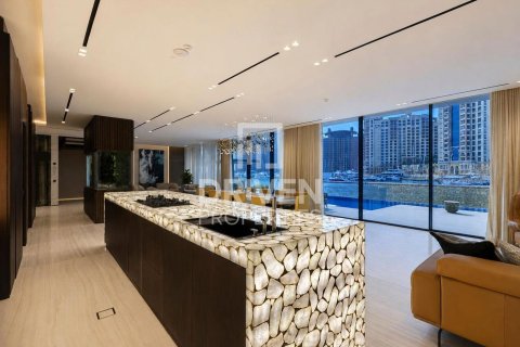 Villa de 6 dormitorios en Palm Jumeirah, UAE No. 206866 8