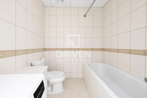 Apartment de 1 dormitorio en Motor City, UAE No. 214752 12