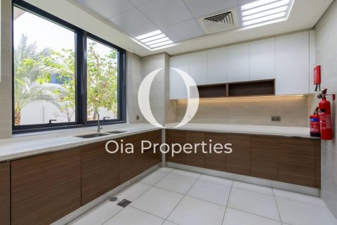 5 bedrooms Villa on the Yas Island, UAE No. 114979 22