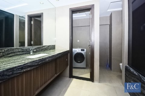 1 bedroom Apartment in The Onyx Towers, UAE No. 153368 6