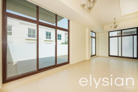 Villa de 4 chambres à District 11, UAE No. 64691 5