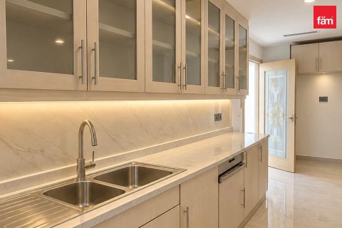 3 bedrooms Apartment in Dubai, UAE No. 213254 7