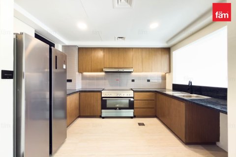 Townhouse de 4 dormitorios en Dubai, UAE No. 203609 9