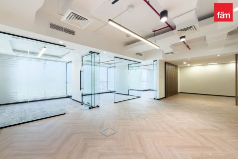 102m² Office in Dubai, UAE No. 216083 7