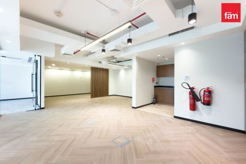 102m² Office in Dubai, UAE No. 216083 18