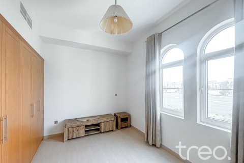 Villa de 4 chambres à Legacy, UAE No. 222760 7