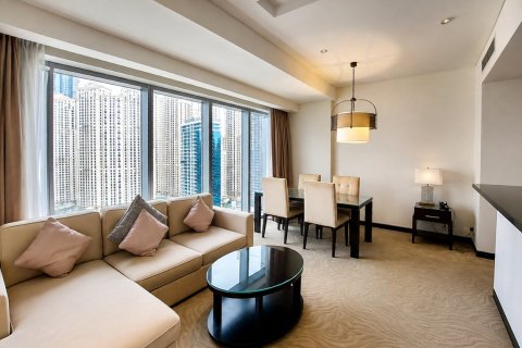 Apartment de 2 dormitorios en Dubai Marina, UAE No. 202352
