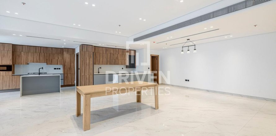 Apartment de 3 dormitorios en Business Bay, UAE No. 218256