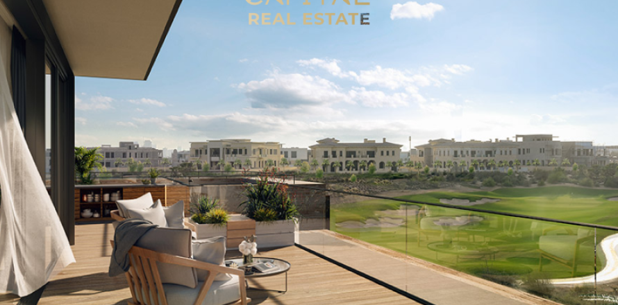 5 bedrooms Townhouse in Dubai, UAE No. 7723