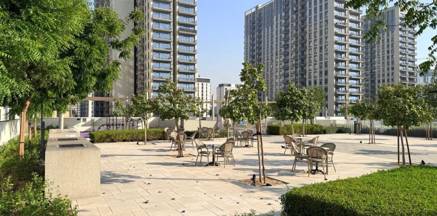 Apartment de 2 dormitorios en Dubai Hills Estate, UAE No. 167400