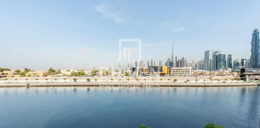2 bedrooms Apartment in Al Wasl, UAE No. 217582