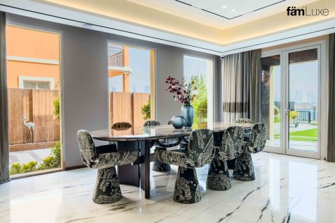 5 bedrooms Townhouse in Dubai, UAE No. 210932 27