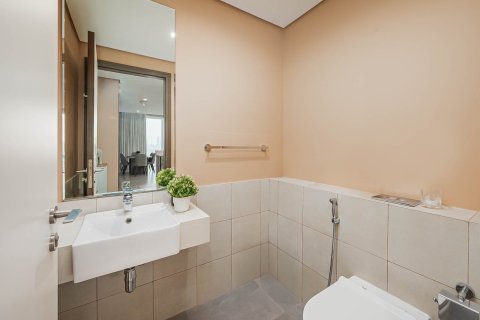 Квартира с 3 спальнями в Zabeel, ОАЭ №221600 12