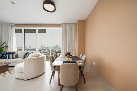 Квартира с 3 спальнями в Zabeel, ОАЭ №221600 4